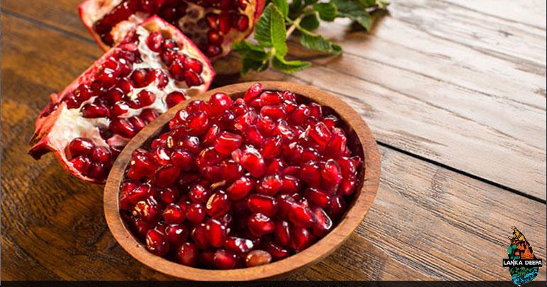 The Easiest and Quickest Way to Deseed a Pomegranate