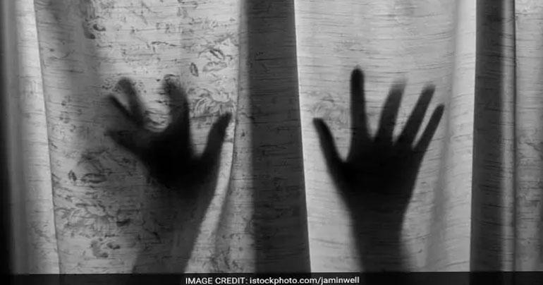 Uttar Pradesh: Woman gang-raped in moving car, her child thrown on highway