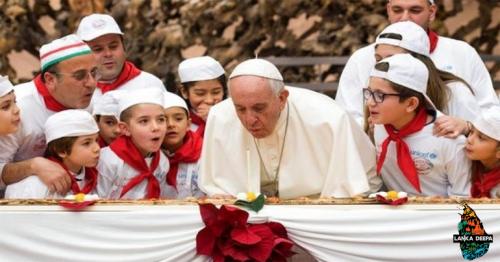 Pope Francis celebrates his birthday with extra-long pizza