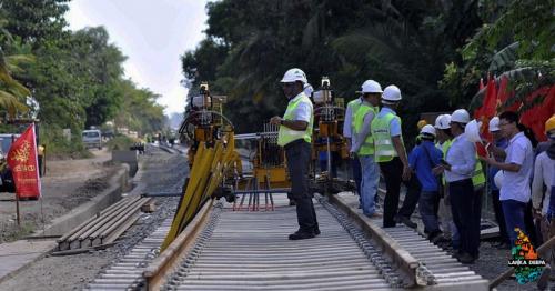 China-built Railway in Southern Sri Lanka Starts Track-Laying