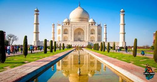 Finally There's A Limit On The Number Of People Visiting Taj Mahal Per Day & We Are So Relieved