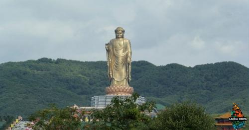 7 Largest Statues in the World