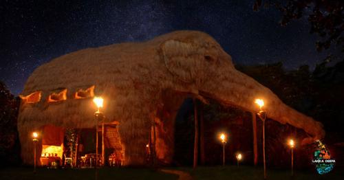 Kumbuk River Resort - Spend The Night Inside A Two-Story Elephant Villa