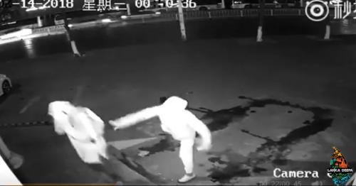  Burglar Knocks Down Partner By Mistake, Video Of Failed Robbery Is Viral