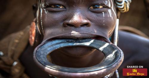 Here Are The Images Of African Women With Traditional Lip Plates